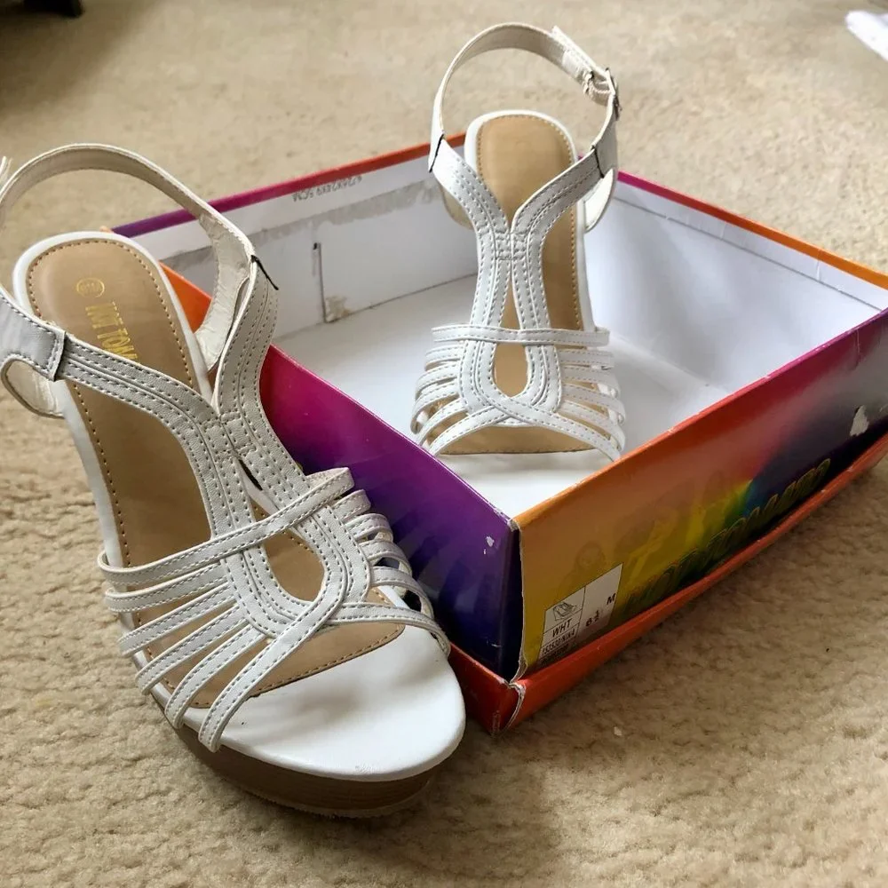 Tall, White Wedge Sandals--Hot Tomato